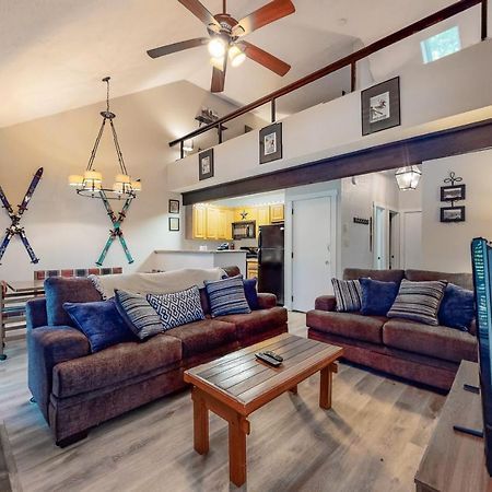 Unwind In Telstar Villa Lake Harmony Exterior photo
